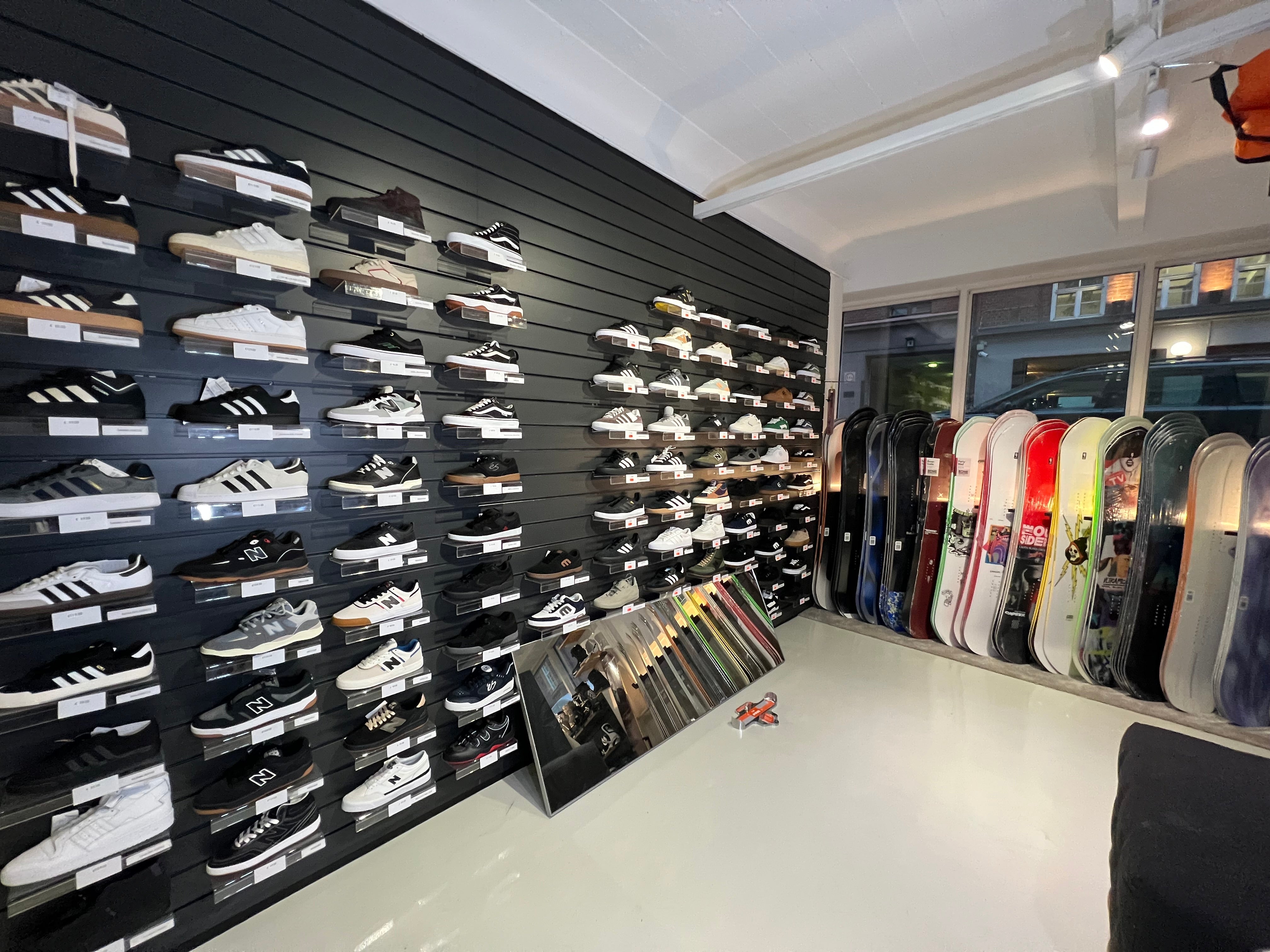 Helsingin parhaat skeittikaupat – opas skeittaajalle