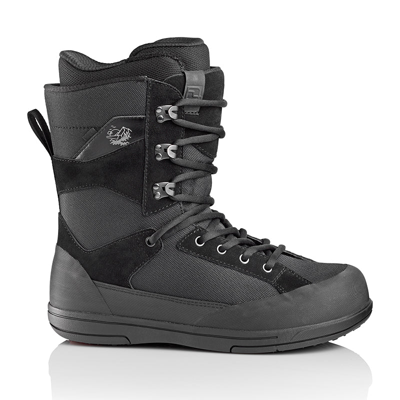 FOOTLOOSE 2 powsurfing boot with black design, traditional lacing, and Skate Flex sole.