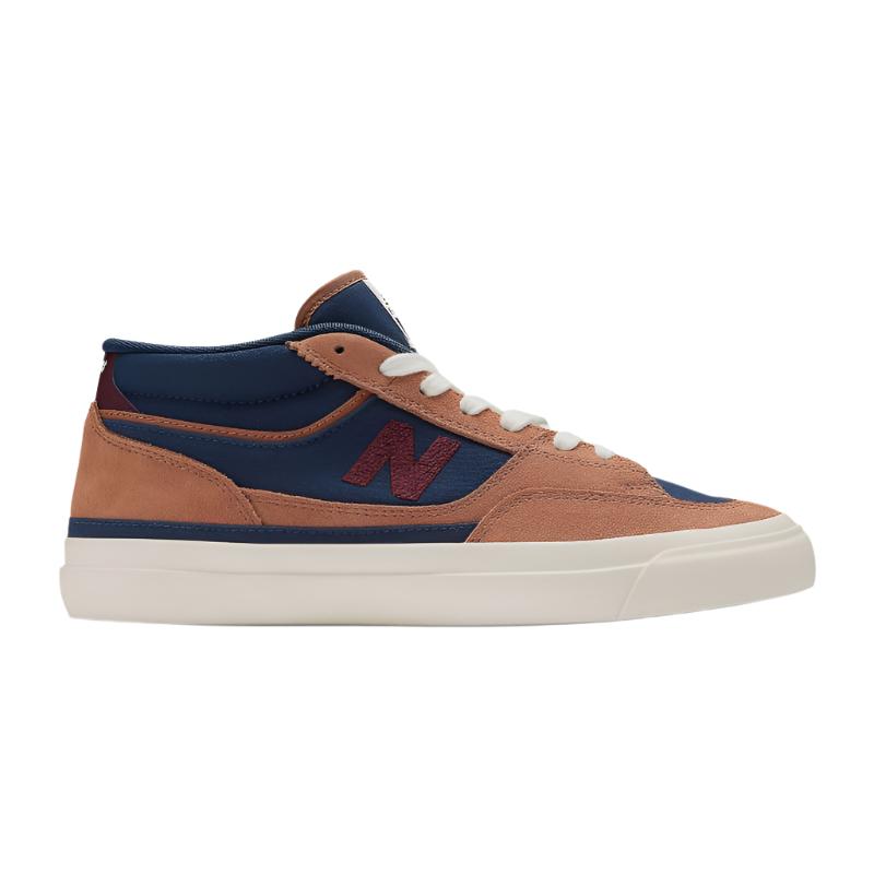 NM417PAN Franky Villani skate shoes with NDurance rubber outsole, vulcanized sole, suede and canvas upper.
