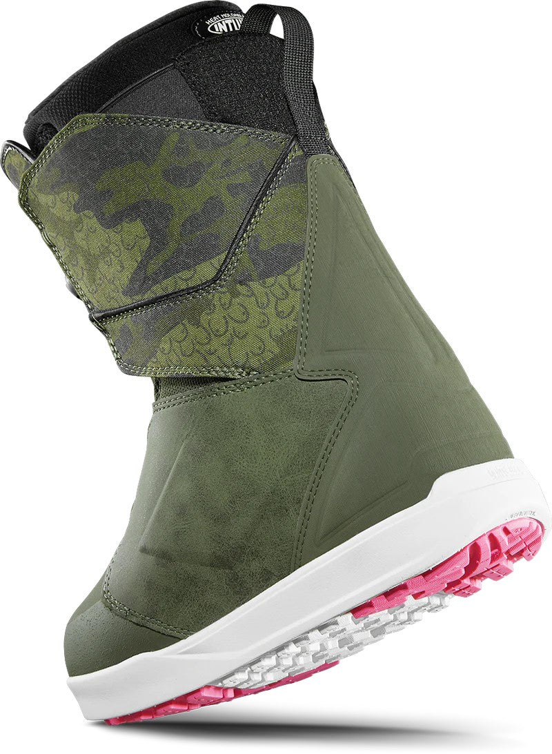 Women's Lashed Double Boa X B4BC snowboard boot in bone color with dual BOA® Fit System and medium flex.