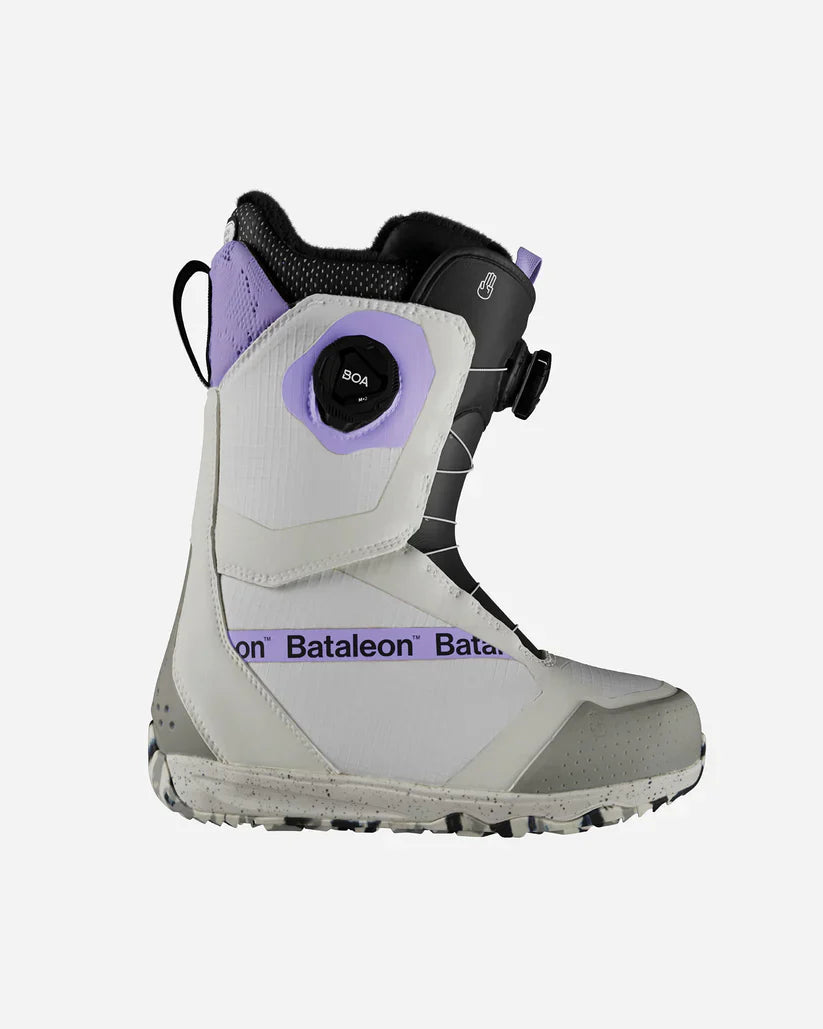 MOSH BOA Women's snowboard boot with Dual Boa system, ergonomic design, and rugged outsole.