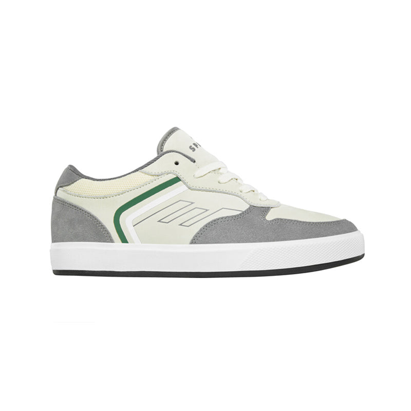 KSL G6 Skeittikengät, grey and white skate shoes with reinforced toe cap and triangle tread cupsole.