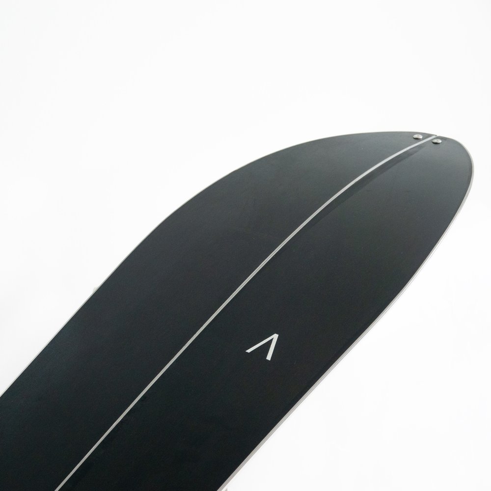 FJELL MT1542 split snowboard with directional shape and eco epoxy resin top coat.