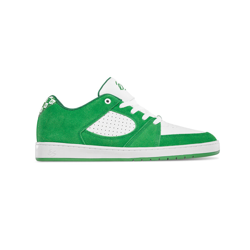 Men's ACCEL SLIM Skeittikengät skate shoes in green and white, suede leather upper, padded ankle, non-slip sole.